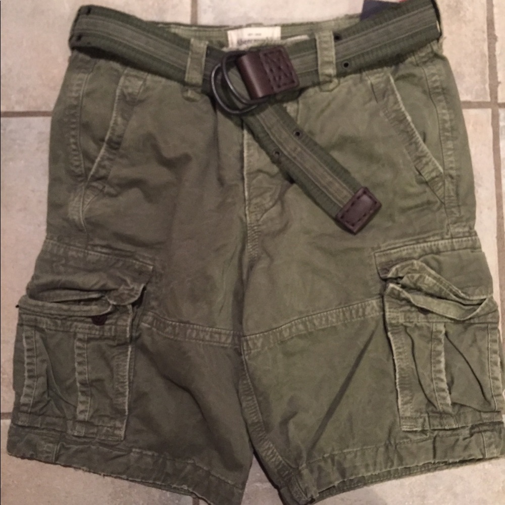 Men’s cargo shorts